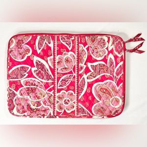 Vera Bradley Red Botanical Quilted 17” Laptop Sleeve with Double Zipper
